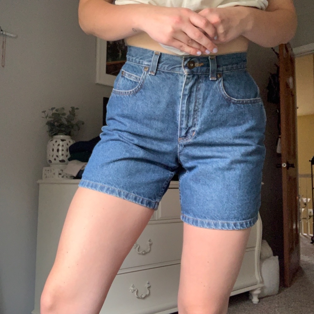 Vintage high waisted shorts🔥